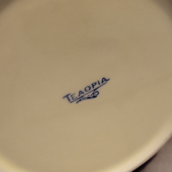 Teaopia Ceramic Tea Set with Bamboo Handle Set - Picture 6 of 9